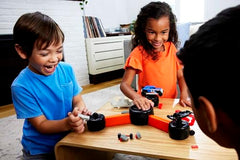 Mattel Games Hot Wheels 5-in-1 Kids Games Set for Travel, Parties and Game Nights with Family