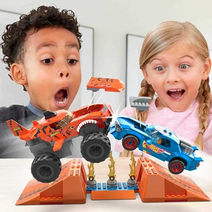 MEGA Hot Wheels Monster Trucks Building Toy Car, Smash & Crash Tiger Shark Chomp Course with 245 Pieces, 2 Figures and 1 Ramp, Kids Age 5+ Years