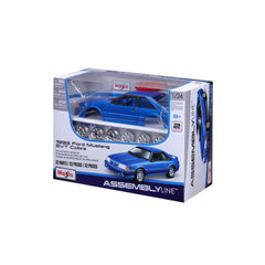 Maisto 1993 Ford Mustang SVT Cobra 1:24 Scale Assembly Kit