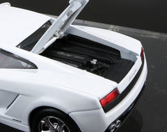 Maisto Lamborghini Gallardo LP 560-4 1:24 Scale Model Kit – White
