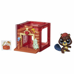 Littlest Pet Shop Mini Style Set – Beaver Figure & Log Cabin