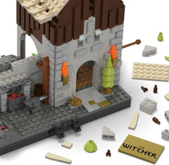 MEGA The Witcher Building Set – Corvo Bianco & Griffin 431 Pieces
