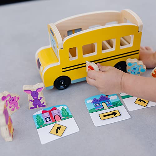 Melissa & Doug Blue's Clues & You! Wooden Pull-Back School Bus (9 Pieces)