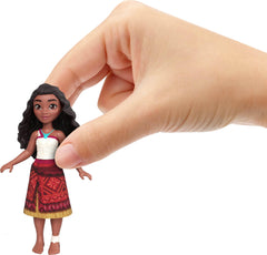 Mattel Disney Moana 2 Toys, Moana & Loto’s Workshop Playset with 2 Small Dolls, Heihei Figure, Floating Boat & 5 Accessories