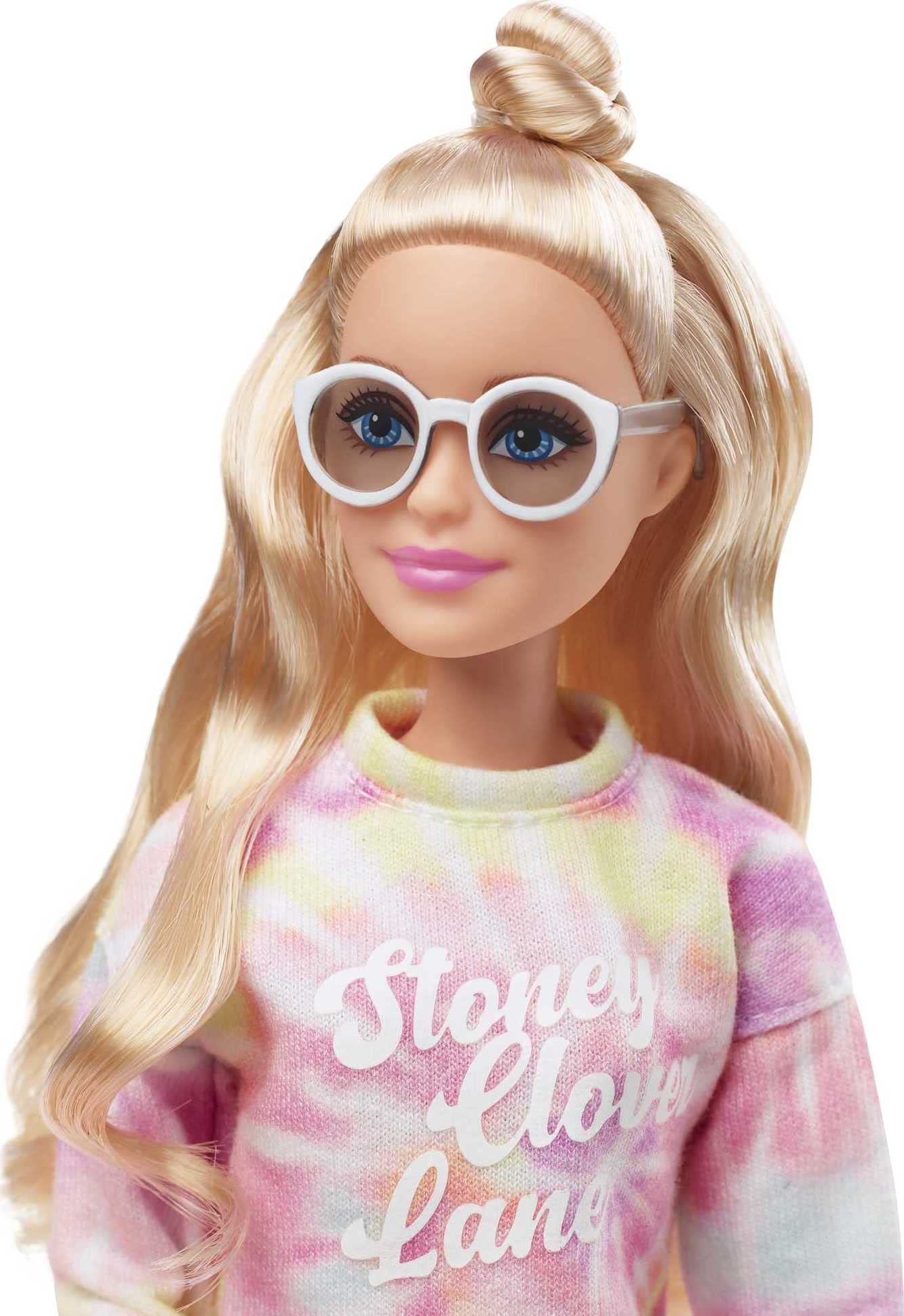 Barbie Signature Stoney Clover Lane Doll Wearing newest Tie-Dye Loungewear & Duffle Bag