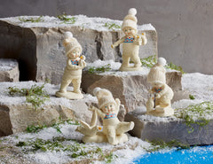 Department 56 Snowbabies Puffins Collecting The Babies Figurine, 4.53 Inch, Multicolor