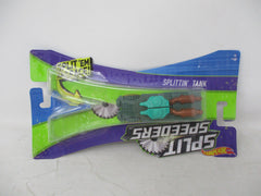 Hot Wheels Split Speeders Splittin' Tank – Mix & Mash Car Set
