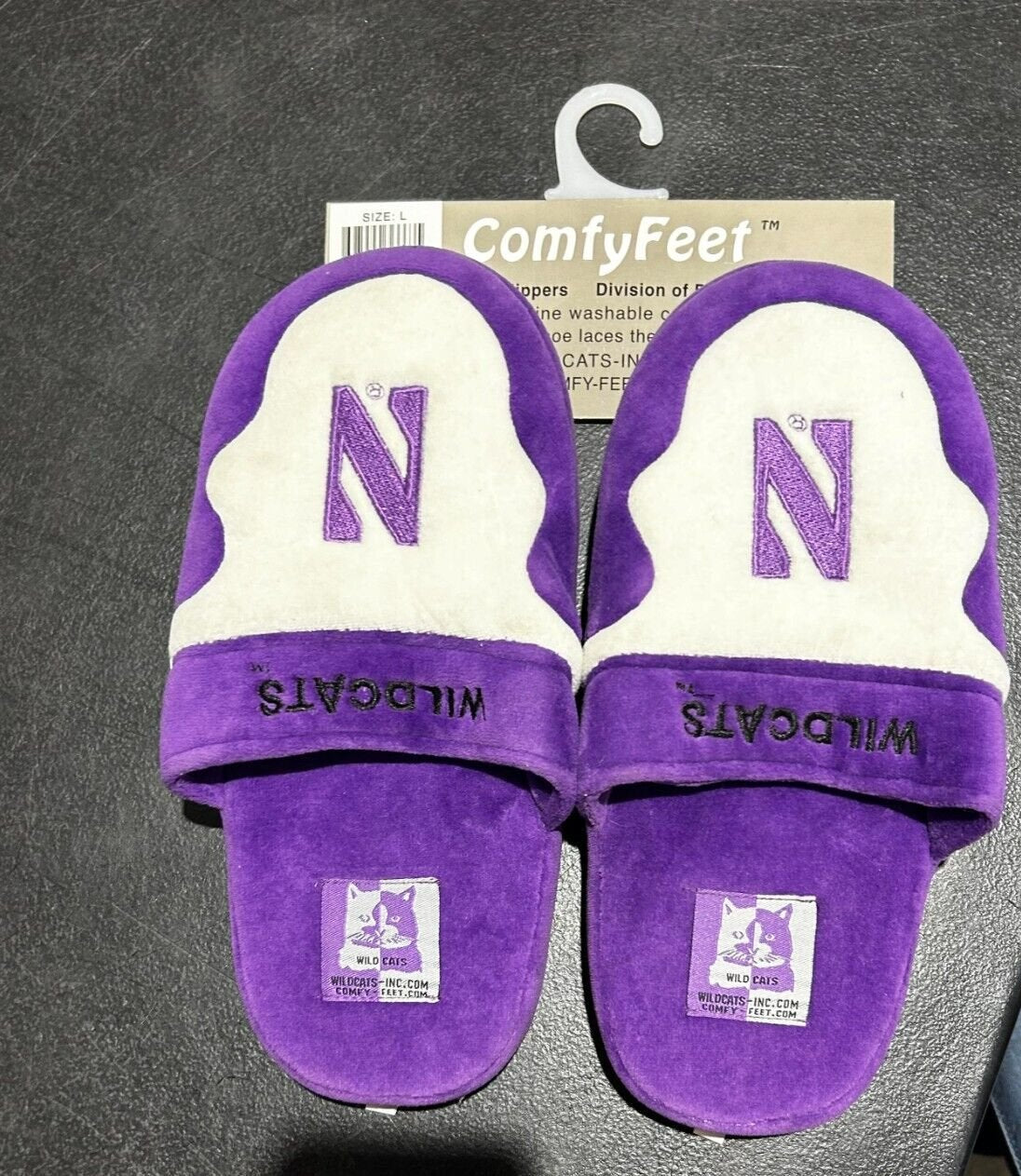 Wildcats Slippers – Cozy Fan Footwear | Size L