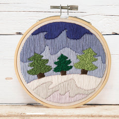 Leisure Arts 4" Snowy Forest Embroidery Kit – Beginner
