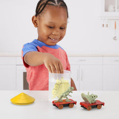Thomas & Friends Color Reveal Mystery Train Engine with Cargo