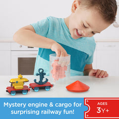 Thomas & Friends Color Reveal Mystery Train Engine with Cargo