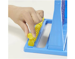 Hasbro Connect 4 Spin – Strategic Spinning Board Game (Spanish)
