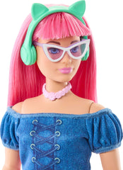 Mattel Barbie Beach Detectives Daisy Doll with Pet Kitten