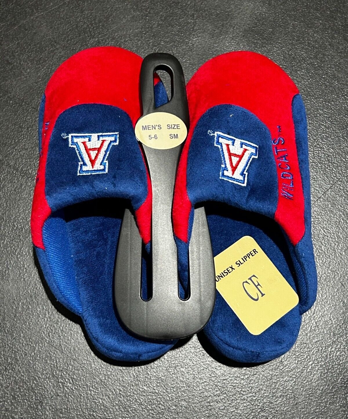 Wildcats Slippers – Cozy Indoor Slip-Ons | Size Small (5–6)