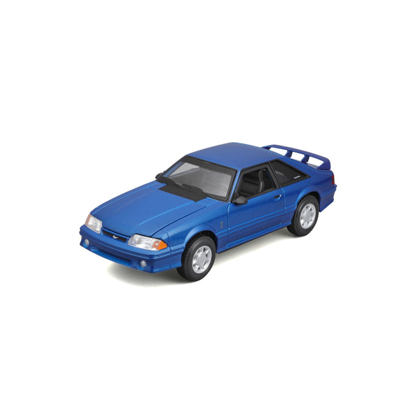 Maisto 1993 Ford Mustang SVT Cobra 1:24 Scale Assembly Kit
