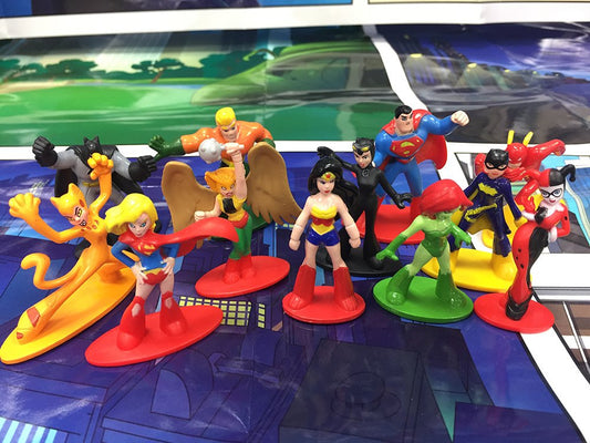 DC Super Friends My Busy Book – Girls' Superhero Activity Set