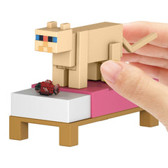 Mattel Minecraft Persian Cat 3.25-Inch Collectible Action Figure