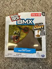 Tech Deck BMX Dirt Jump Set – Fingerboard Stunt Playset