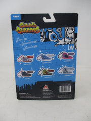Subway Surfers Fresh Kicks Mini Sneaker Keychain – White Walkers