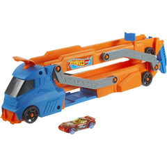 Hot Wheels Extend N' Stunt Hauler – 2-in-1 Track & Transport Playset