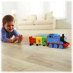 Thomas & Friends Thomas' Stretching Cargo Train with Expanding Cars