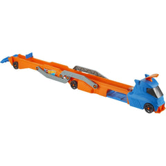 Hot Wheels Extend N' Stunt Hauler – 2-in-1 Track & Transport Playset
