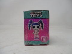L.O.L. Surprise! Tiny Toys Build-A-Glamper Set with 5 Surprises