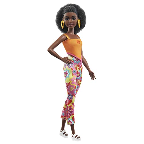 Barbie Fashionistas Doll #198 with Petite Body, Curly Black Hair, Retro Floral Clothes & Accessories