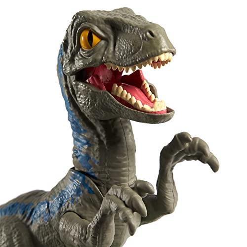 Mattel Games Rock 'Em Sock 'Em Raptors Jurassic World Domination Kids Game Fighting Raptors with Blue Vs Atrociraptor