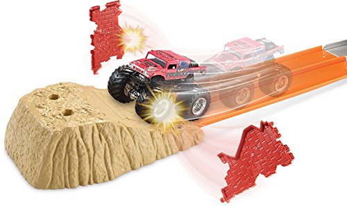 Hot Wheels Monster Jam Brick Wall Breakdown